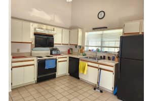 1692 SE Green Acres Circle Ff104, Port Saint Lucie, FL 34952 Sold 04/30/25