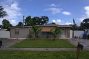 1122 S 14th Street, Lantana, FL 33462 Sold 02/19/25