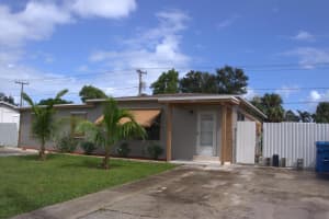1122 S 14th Street, Lantana, FL 33462 Sold 02/19/25