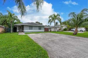 2455 Saginaw Avenue, West Palm Beach, FL 33409 Sold 12/06/24