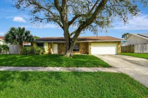 5401 Guildcrest Street, Lake Worth, FL 33463 Sold 12/17/24