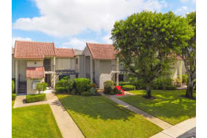 5617 Fairway Park Drive 104, Boynton Beach, FL 33437 Sold 03/03/25