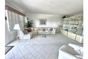 3111 Oakridge V, Deerfield Beach, FL 33442 Sold 02/26/25