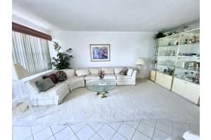 3111 Oakridge V, Deerfield Beach, FL 33442 Sold 02/26/25