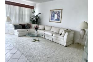 3111 Oakridge V, Deerfield Beach, FL 33442 Sold 02/26/25