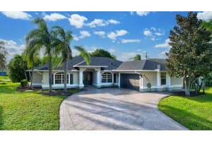 3463 SE Hart Circle, Port Saint Lucie, FL 34984 Sold 04/28/25