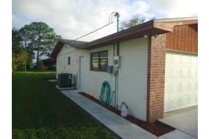 1426 SE Griffin Terrace, Port Saint Lucie, FL 34953 Sold 03/07/25