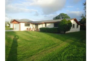 1426 SE Griffin Terrace, Port Saint Lucie, FL 34953 Sold 03/07/25