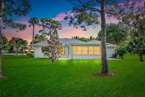 10384 SE Coconut Lane, Hobe Sound, FL 33455 Sold 01/06/25