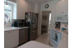 8498 SE Retreat Drive, Hobe Sound, FL 33455 Sold 02/04/25