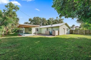 243 W Riverside Drive, Jupiter, FL 33469 Sold 12/23/24