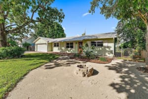 243 W Riverside Drive, Jupiter, FL 33469 Sold 12/23/24