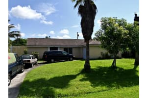 2307 SE Seafury Lane SE, Port Saint Lucie, FL 34952 Sold 10/31/24