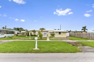 345 Davis Road, Palm Springs, FL 33461 Sold 12/20/24