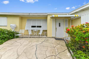345 Davis Road, Palm Springs, FL 33461 Sold 12/20/24