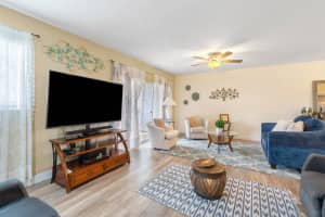 790 Lori Drive 276, Palm Springs, FL 33461 Sold 12/31/24