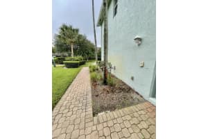 3043 Laurel Ridge Circle, Riviera Beach, FL 33404 Sold 03/14/25