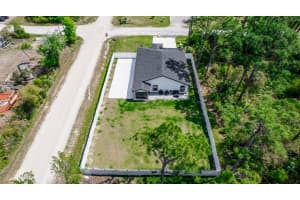 996 10th Avenue, Deland, FL 32720 Sold 12/30/24