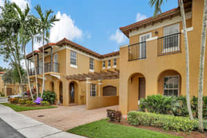 6986 Julia Gardens Drive, Coconut Creek, FL 33073 Sold 02/06/25