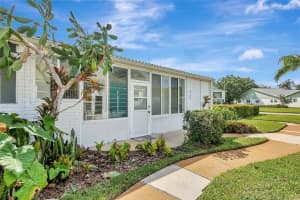 2109 Se Wayne Road 2109, Stuart