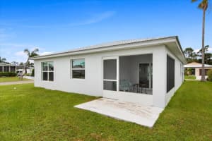 20 Flores Del Norte, Fort Pierce, FL 34951 - MLS#R11031357