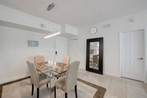 560 S Sapodilla Avenue 303, West Palm Beach, FL 33401 Sold 01/22/25
