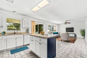 5095 Willow Pond Road W, West Palm Beach, FL 33417 Sold 02/26/25