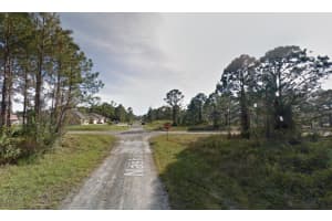 225 Nashville Avenue S, Lehigh Acres, FL 33974 Sold 02/26/25