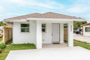 2928 Saginaw Avenue, West Palm Beach, FL 33409 Sold 01/08/25