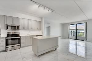 250 W Hidden Valley Boulevard, Boca Raton, FL 33487 - MLS#R11031497