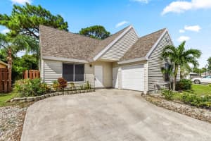 6027 Bania Wood Circle, Lake Worth, FL 33462 Sold 12/13/24
