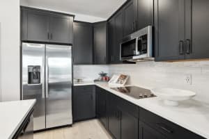 120 SE Birch Terrace 76, Stuart, FL 34997 Sold 10/27/25