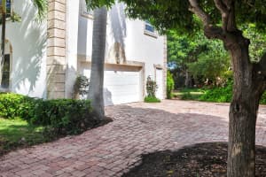 3502 Washington Road, West Palm Beach, FL 33405 Sold 03/10/25