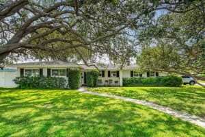 106 Heather Lane, Delray Beach, FL 33444 Sold 01/23/25