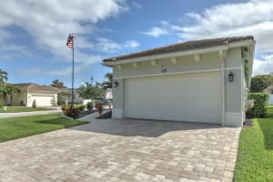 217 SW Coconut Key Way, Port Saint Lucie, FL 34986 Sold 12/19/24