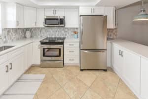 1700 S Ocean Boulevard 13, Delray Beach, FL 33483 - MLS#R11031628