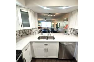 7192 Huntington Lane 107, Delray Beach, FL 33446 Sold 06/06/25