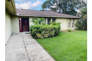 955 SE Brookedge Avenue, Port Saint Lucie, FL 34983 Sold 04/15/25