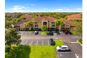 211 SW Palm Drive 304, Port Saint Lucie, FL 34986 Sold 01/22/25