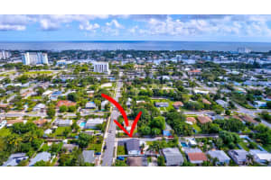 204 SE 8th Street, Delray Beach, FL 33483 Sold 03/07/25