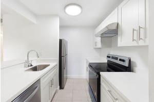 504 Meadows Circle 504, Boynton Beach, FL 33436 Sold 12/11/24