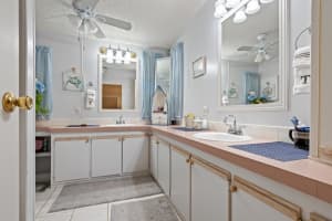 483 Tropical Isles Circle 19, Fort Pierce, FL 34982 - MLS#R11031873