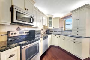 5700 Camino Del Sol 406, Boca Raton, FL 33433 Sold 12/20/24