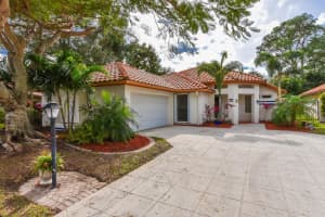 2820 SW Mariposa Circle, Palm City, FL 34990 Sold 02/07/25