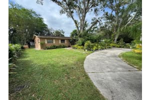275 SE 16th Avenue, Okeechobee, FL 34974 - MLS#R11031965