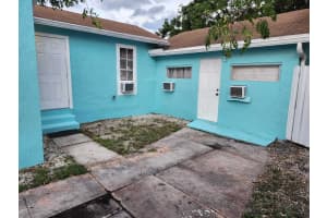 1108 S G Street, Lake Worth Beach, FL 33460 Sold 01/31/25