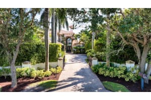 318 N Lake Dr, Lantana, FL 33462, Sold 06/09/25