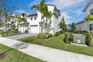 5149 Willow Creek Drive, The Acreage, FL 33470 Sold 02/26/25