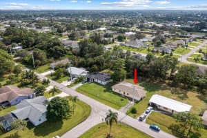 338 SE Evergreen Terrace, Port Saint Lucie, FL 34953 Sold 03/19/25
