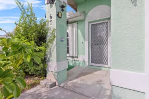 671 SW Stillman Avenue, Port Saint Lucie, FL 34953 Sold 12/20/24